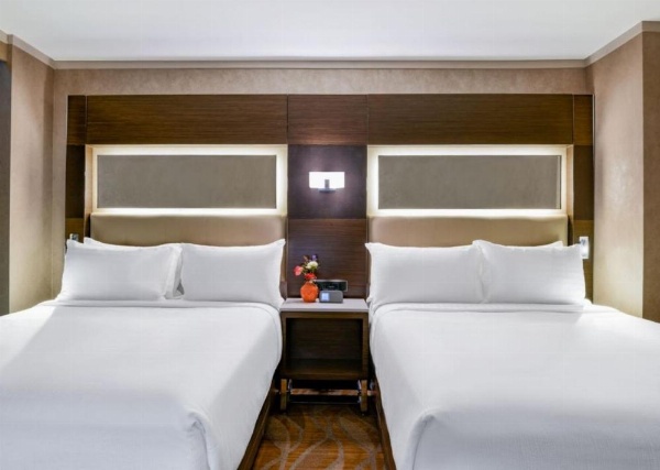 Holiday Inn Brooklyn Downtown image 11